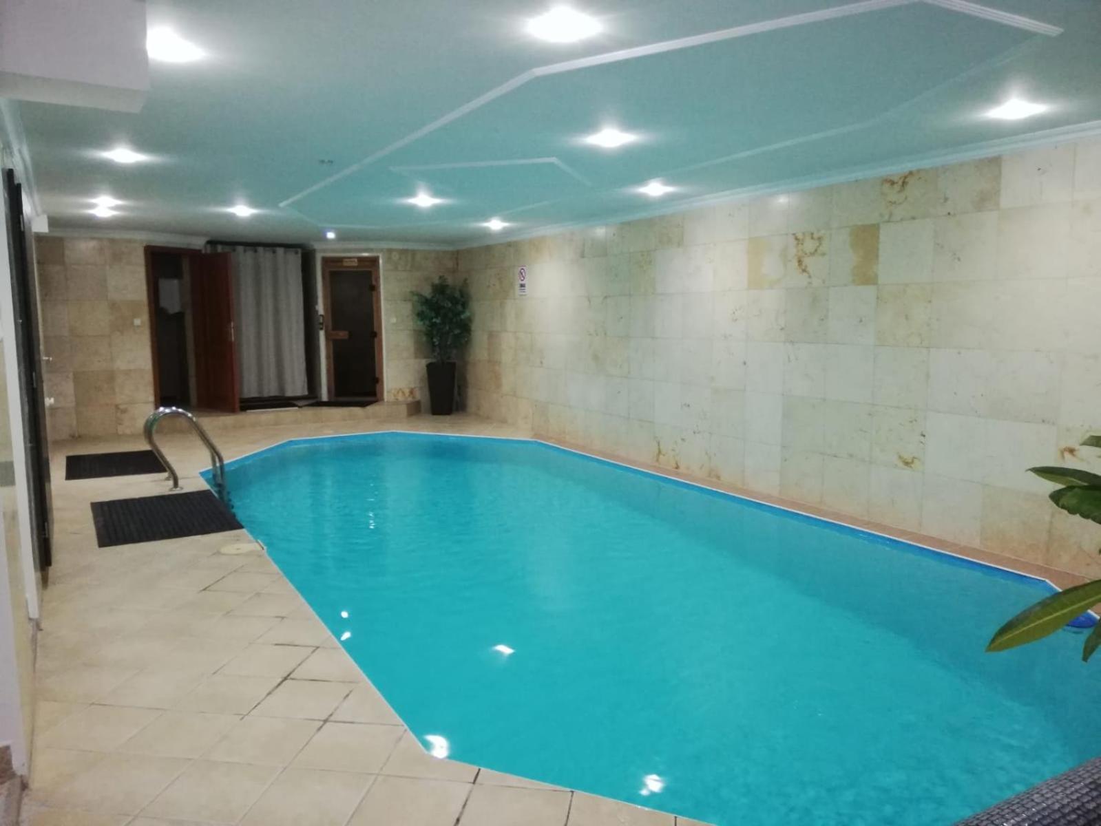 Meduza Wellness Spa S Ubytovanim Hlohovec Εξωτερικό φωτογραφία